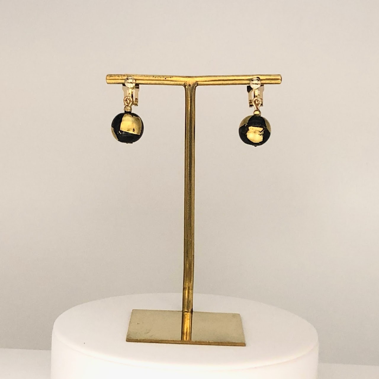 Shoujing Cai, Hon Kanshitsu (Brand/Workshop Name)